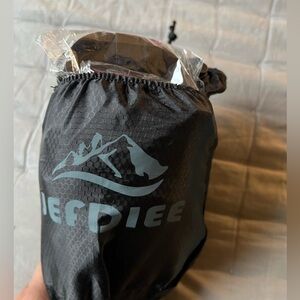 Airplane pillow - grey